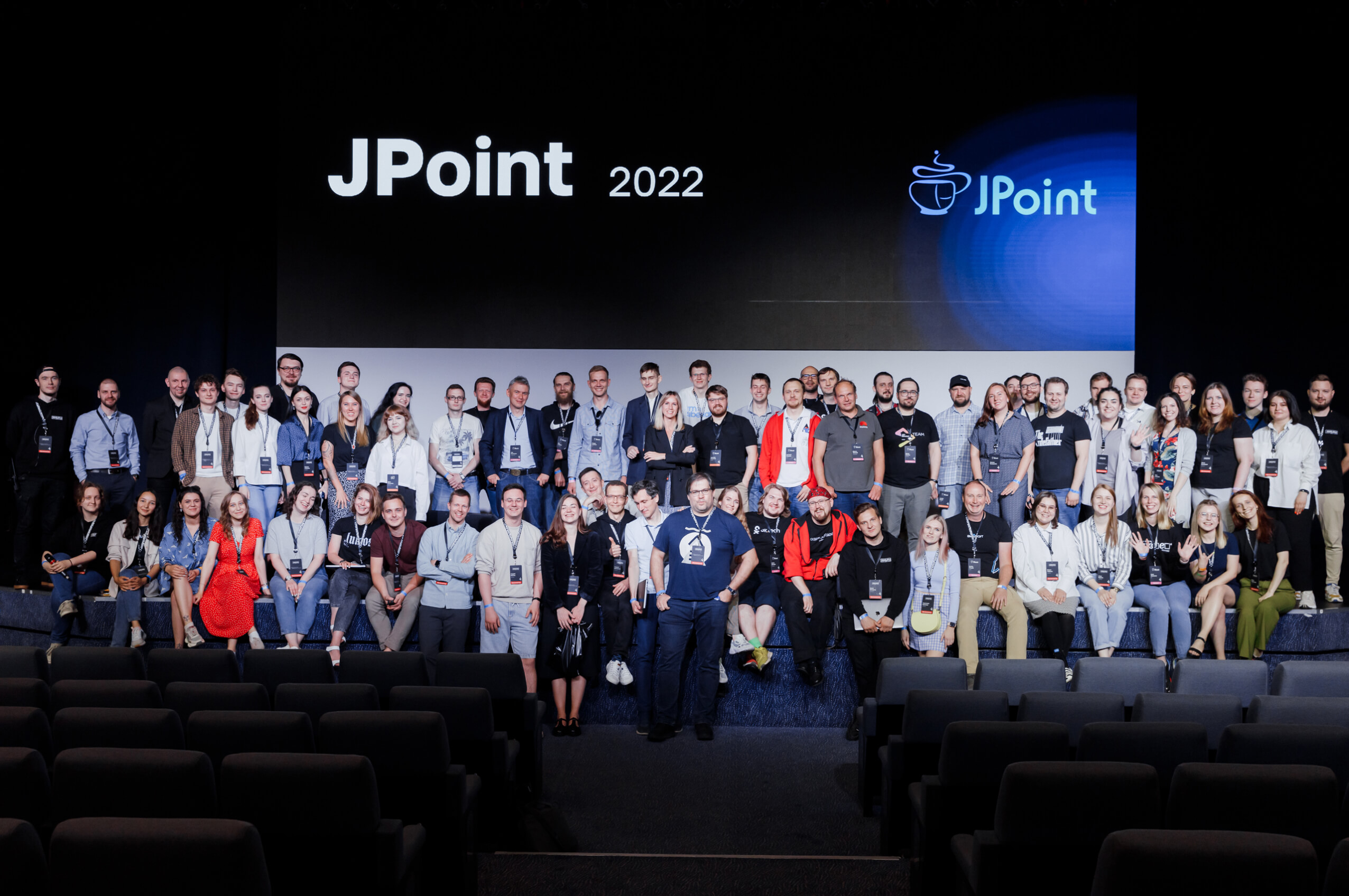 Команда JUG Ru Group на сцене конференции JPoint 2022